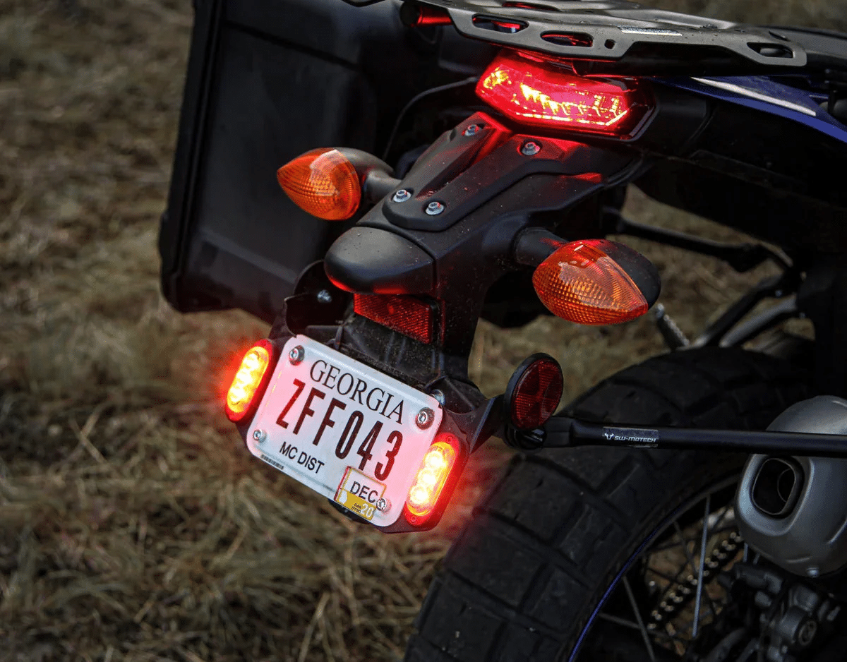 DENALI T3-S SMART Rear Switchback LED Turn Signal Pods (TWO LIGHT PODS) - Image 7